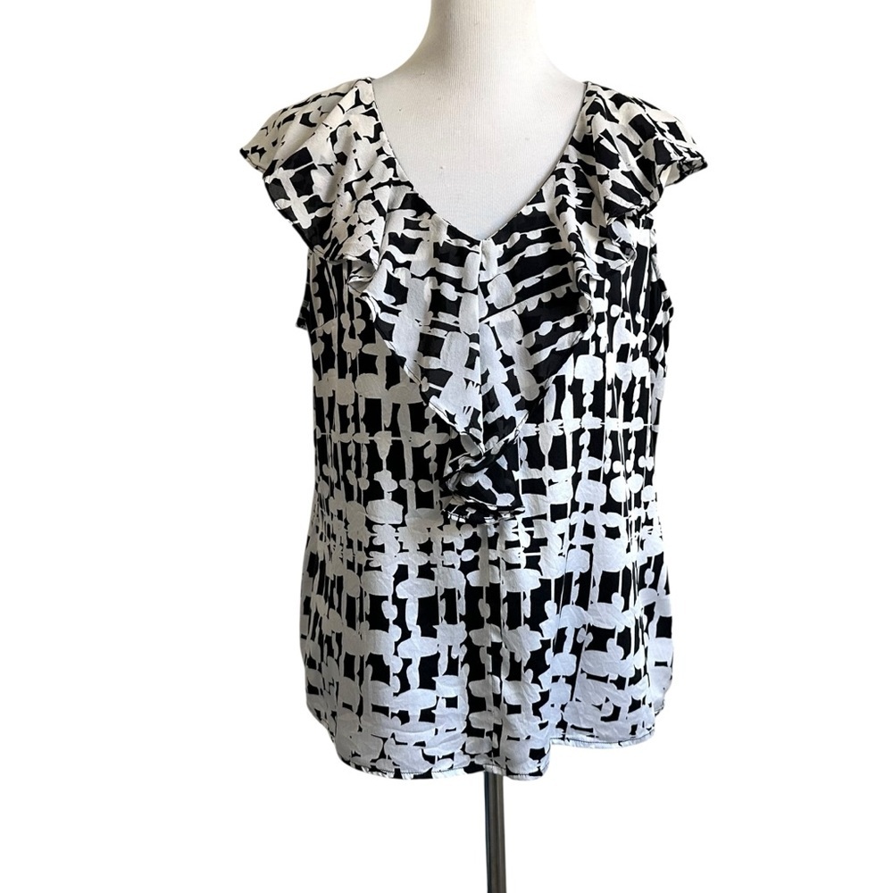 St. John Womens Silk Ruffle Cap Sleeve Printed Blouse Sz 14 Black Off White